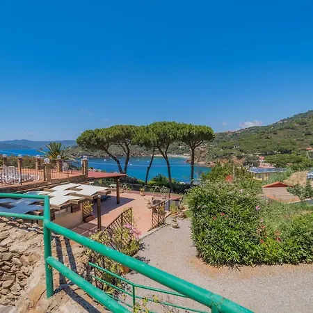 Aparthotel Cala Silente