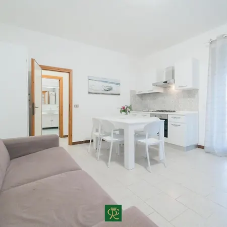 Aparthotel Cala Silente