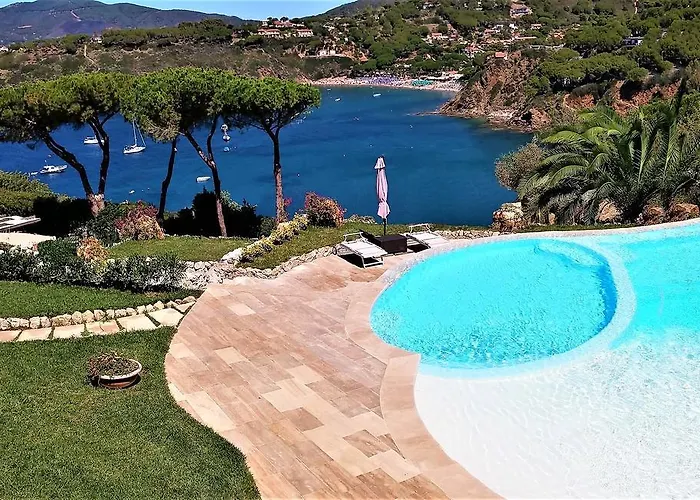 Ξενοδοχείο με διαμερίσματα Cala Silente 3*